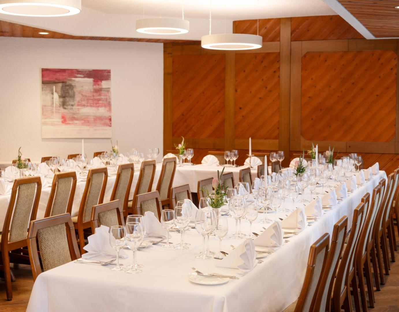 Hotel Restaurant Kreuz Kaiserstuhl Exterior foto